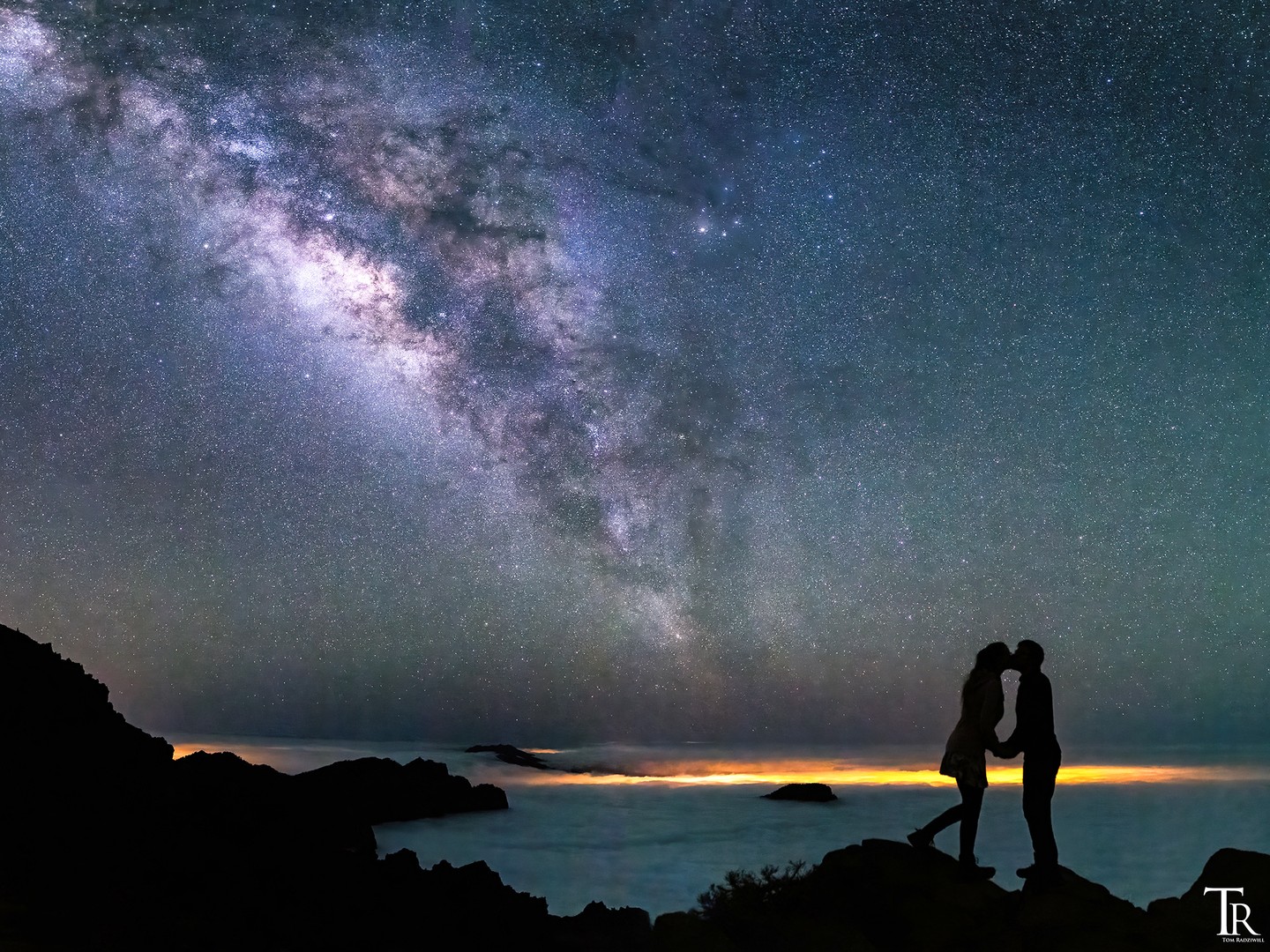 La Palma - Liebe ❤️
.
.
.
.
.
#milkywaychasers #lapalma #night_excl #discoverearth #laislabonita #couplegoals #majestic_earth #stellar_shots #islascanarias #nature_brilliance #canon_photos #nightscape #nature_wizards #nature_lovers #starrysky #astrophotography #nightphotography_exclusive #bestnightpix #longexpo_addiction #bestnightpics #lovemyjob #adventurethatislife #ig_nightscapes #milkywaychase #the_mirror_of_our_souls #skyporn #universe #theskyisnotthelimit #wiesnernews #fantastic_earth
@lapalmaislabonitaoficial