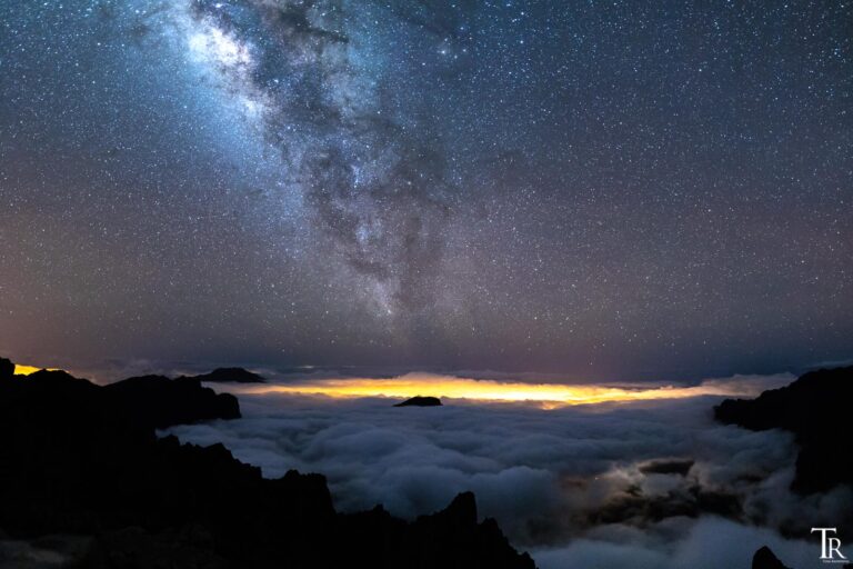 Mehr über den Artikel erfahren Story zum Foto – Teil 6: Milchstraße und Wolkenmeer auf La Palma