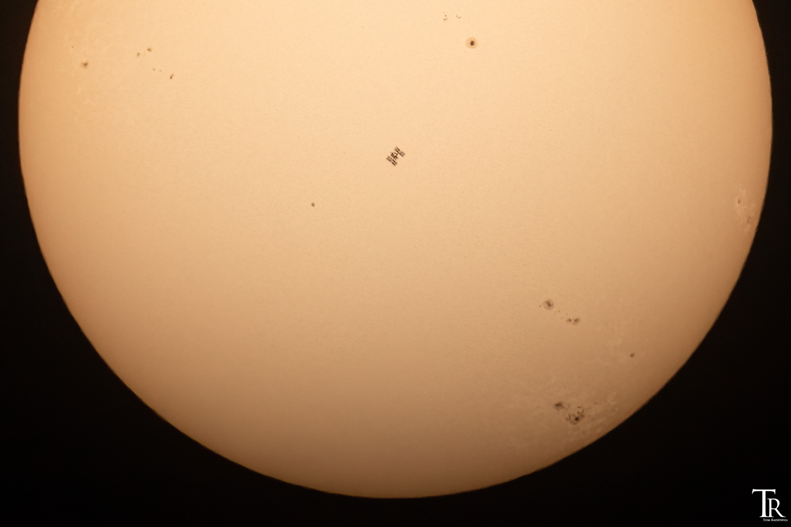 Du betrachtest gerade ISS vor Sonne fotografieren
